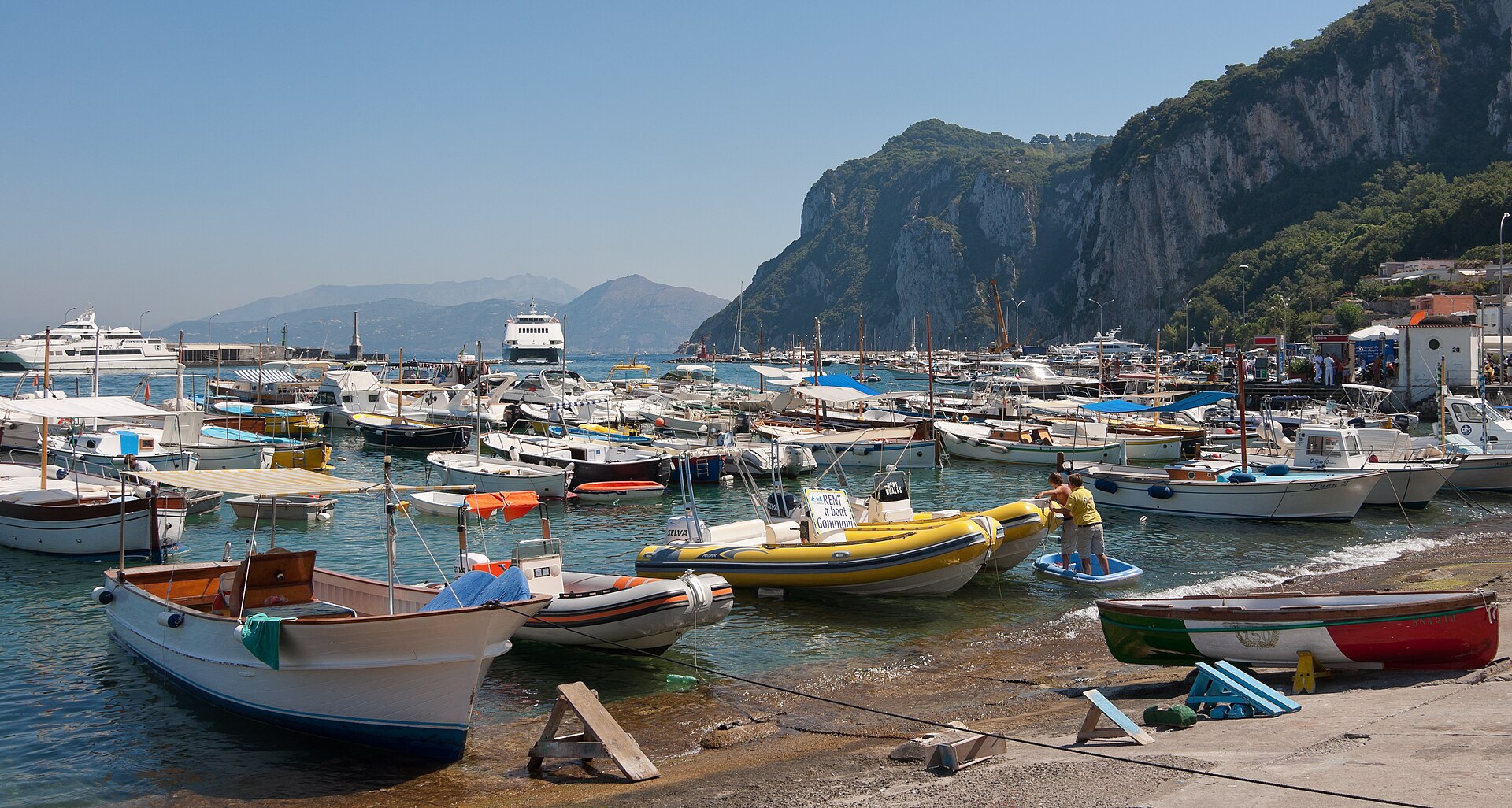 Ponte di Ognissanti 2026 a Ponza: ristoranti, dove mangiare, eventi